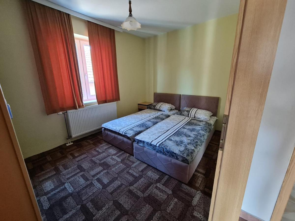 Holiday Ferizaj Exterior foto